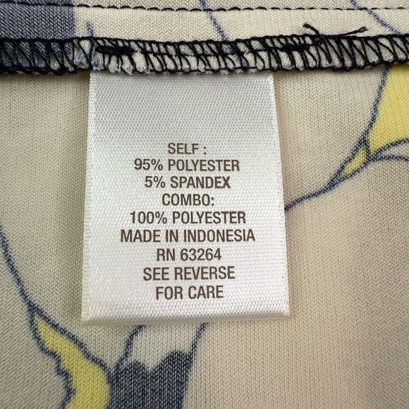 Dress Barn Floral Dress Bell Sleeves Size Medium - Picture 6 of 9